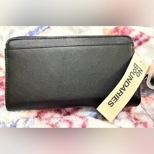No Boundaries Black Wallet